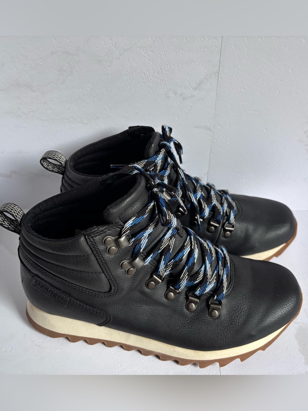 Merrell Women’s Alpine Hiker lace up outdoor boot